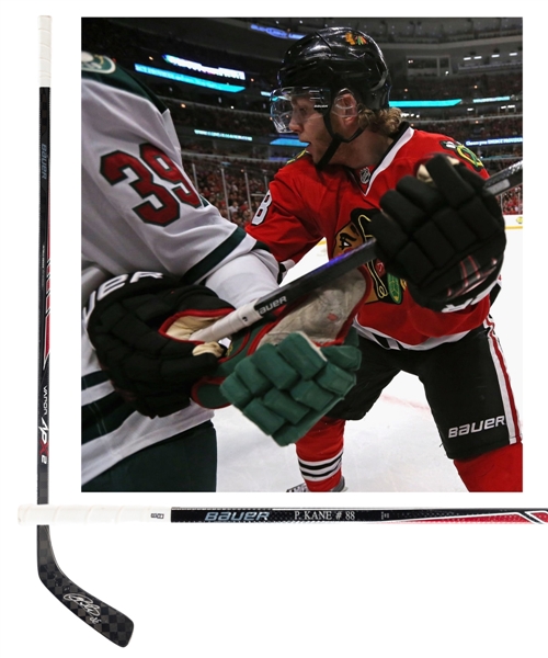 Patrick Kanes 2013-14 Chicago Blackhawks Signed Bauer Vapor APX2 Game-Used Playoffs Stick 