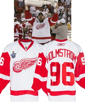 Tomas Holmstroms 2007-08 Detroit Red Wings Game-Worn Stanley Cup Finals Jersey with Team COA - 2008 Stanley Cup Finals Patch! - Photo-Matched!