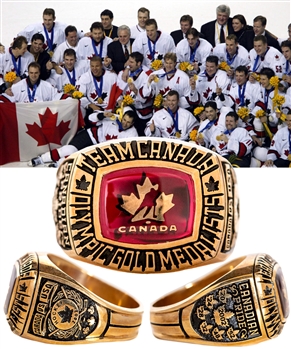 Team Canada 2002 Olympic Hockey Gold Medal Limited-Edition 10K Gold Ring with Presentation Box