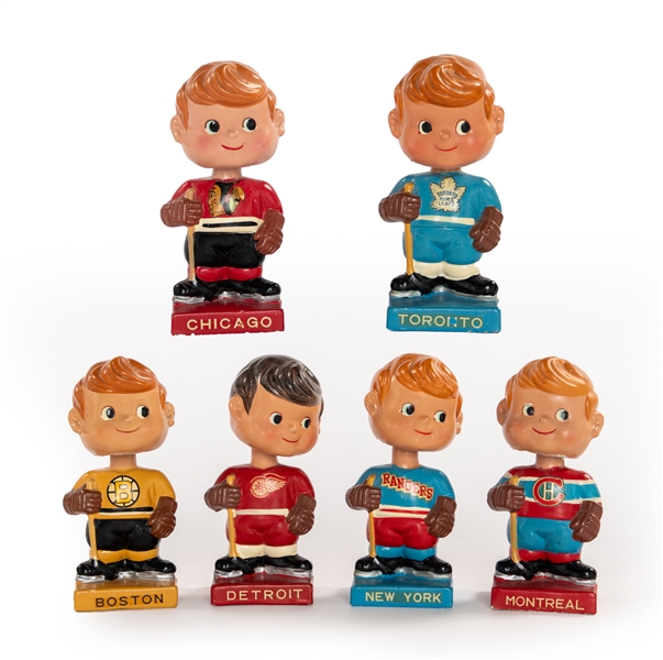 1962 "Original Six" Teams Complete Set of 6 Regular Size Nodders / Bobbing Head Dolls