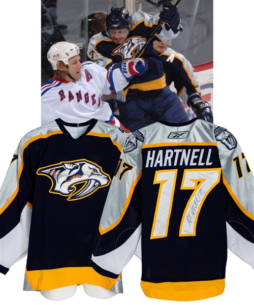 Scott Hartnells 2005-06 Nashville Predators Signed Game-Worn Jersey with LOA - Photo-Matched!