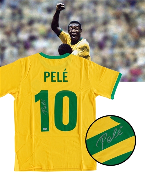 Pele Signed Brazil Soccer Jersey with Beckett COA
