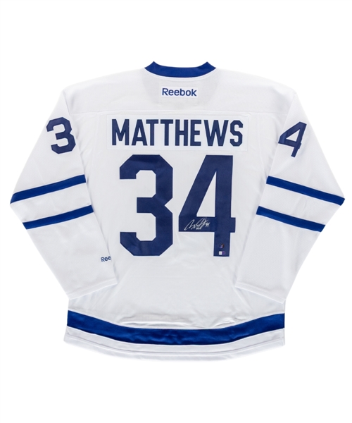 Auston Matthews 2016-17 Signed Toronto Maple Leafs Rookie Season Reebok Replica Jersey with COA - Fanatics Authenticated!