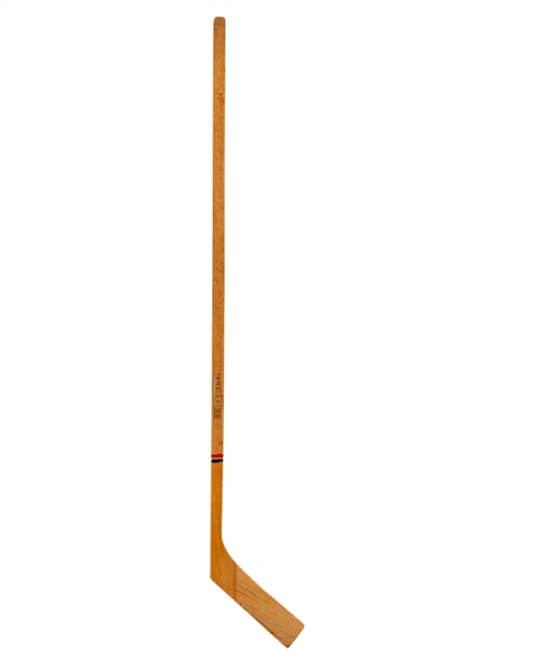 Toronto Maple Leafs 1955-56 Team-Signed Stick Including Deceased HOFers Armstrong, Horton, Kennedy, Lumley, Smythe and Clancy 